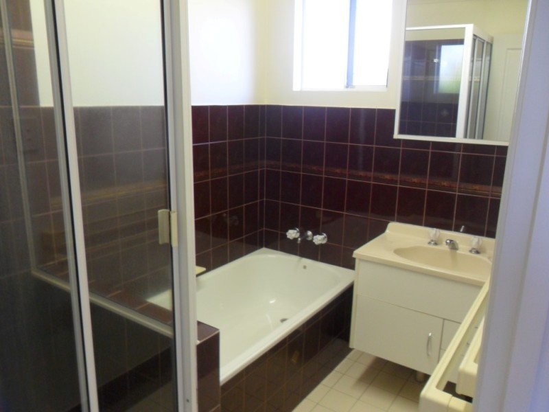 8/8 GLEESON STREET, Hermit Park QLD 4812