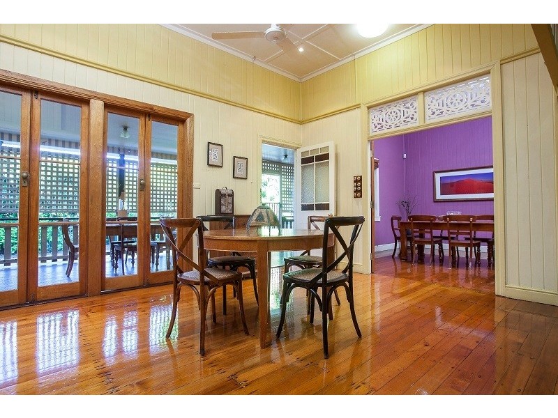 5 THE AVENUE, Hermit Park QLD 4812