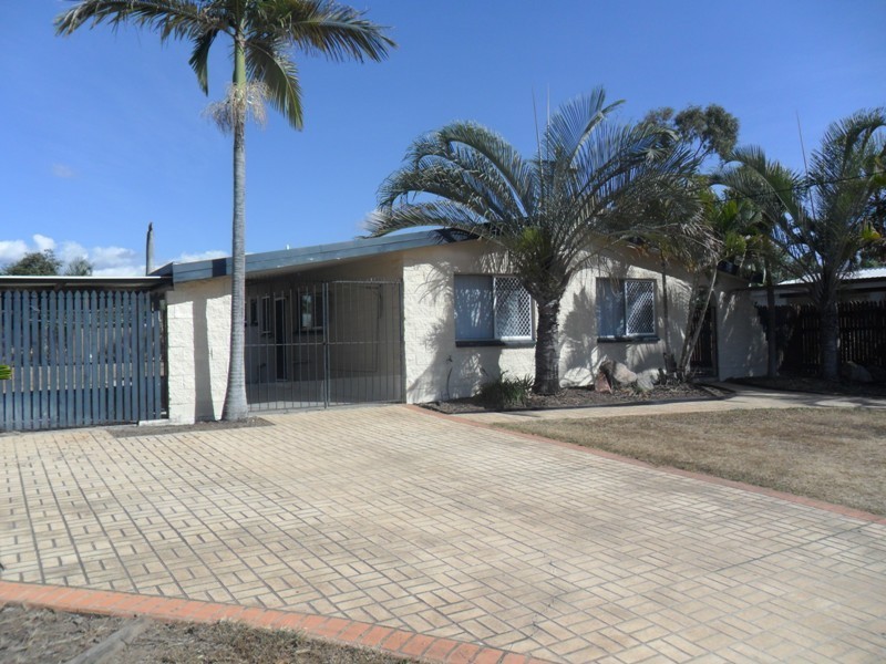 8 GANNET CRESCENT, Condon QLD 4815