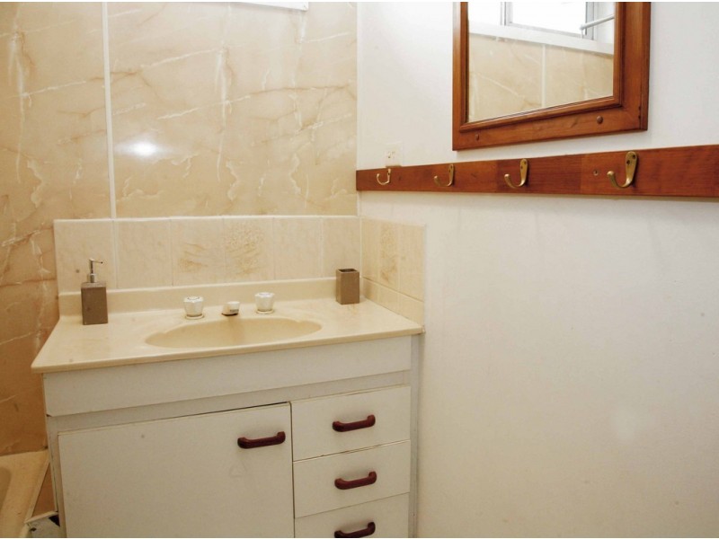 5 Corella Street, Mount Louisa QLD 4814