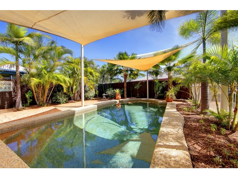 15 Greenwood Drive, Kirwan QLD 4817