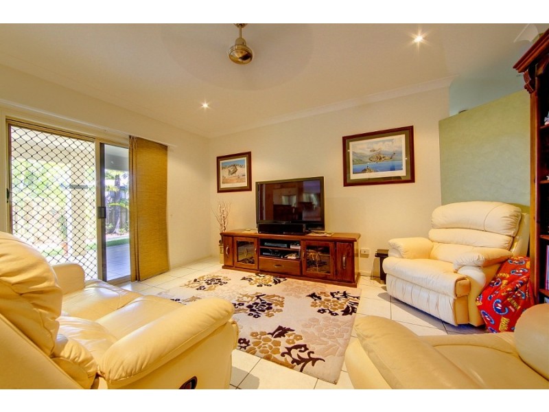 15 Greenwood Drive, Kirwan QLD 4817