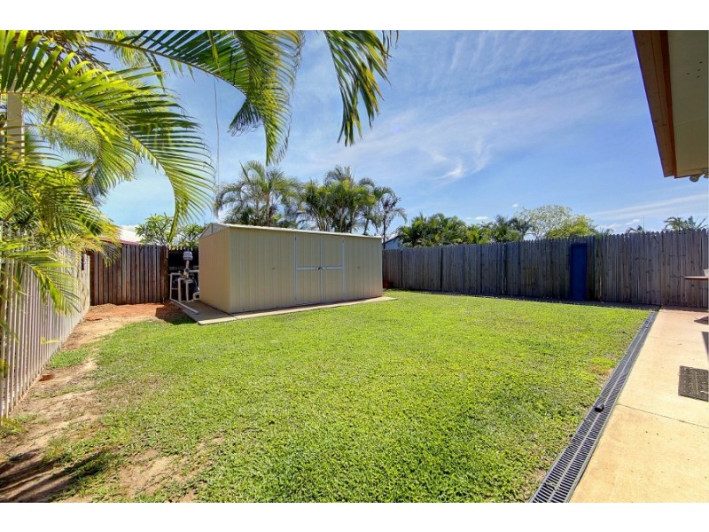 15 Greenwood Drive, Kirwan QLD 4817
