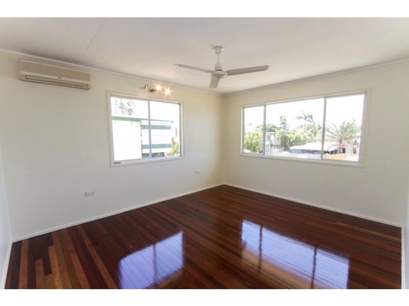 30 Burnett Crescent, Wulguru QLD 4811