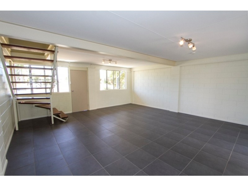 30 Burnett Crescent, Wulguru QLD 4811