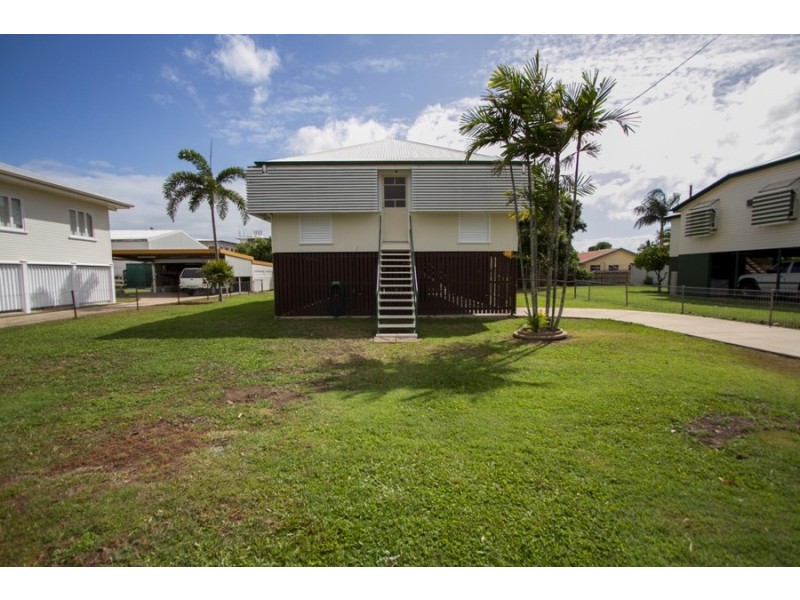 6 Hirst Street, Hermit Park QLD 4812