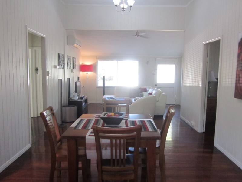 104 TENTH AVENUE, Railway Estate QLD 4810