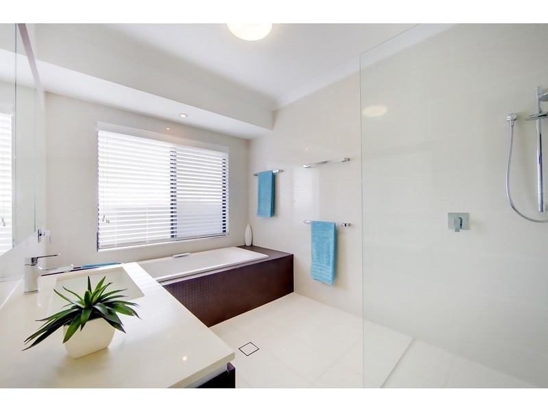 17 Scrubwren Circuit, Bohle Plains QLD 4817