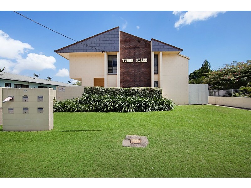 4/17 Gladstone Street, Pimlico QLD 4812