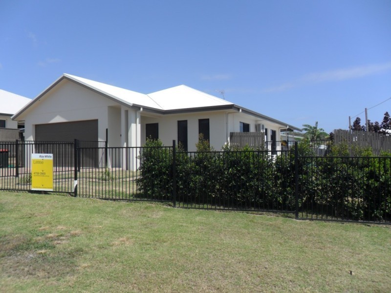 9 CHANNEL STREET, Bushland Beach QLD 4818