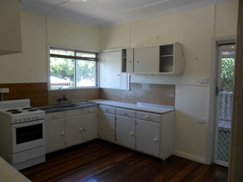 133 FINDLATER STREET, Oonoonba QLD 4811