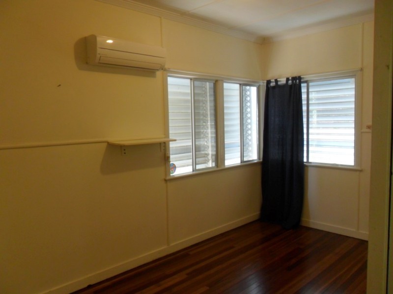 133 FINDLATER STREET, Oonoonba QLD 4811