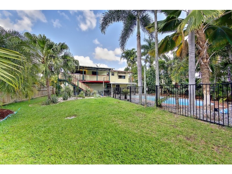 10 Deborah Street, Kelso QLD 4815