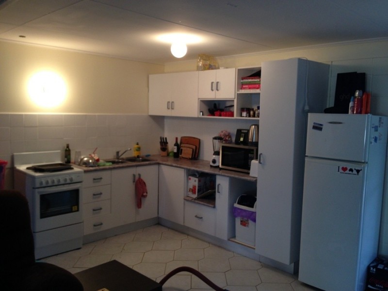 10 Deborah Street, Kelso QLD 4815