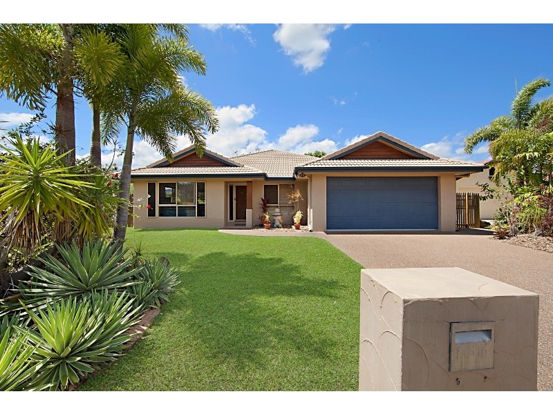 13 Trembath Crescent, Kirwan QLD 4817