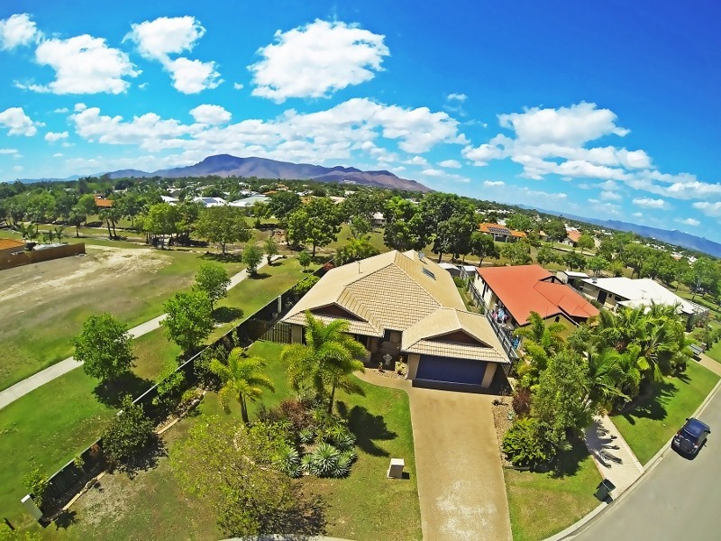 13 Trembath Crescent, Kirwan QLD 4817