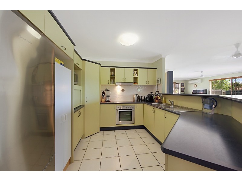 13 Trembath Crescent, Kirwan QLD 4817