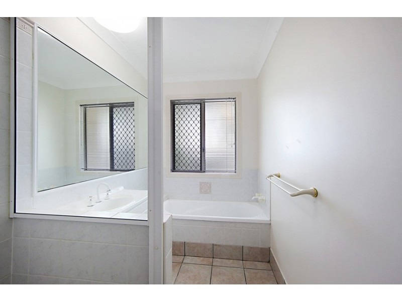 128 River Park Drive, Annandale QLD 4814