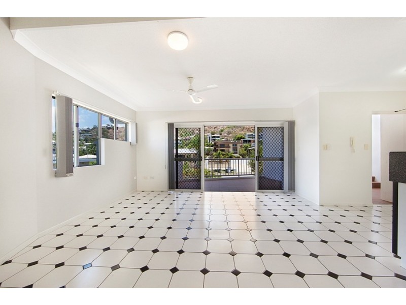 11/6 Alexandra Street, North Ward QLD 4810