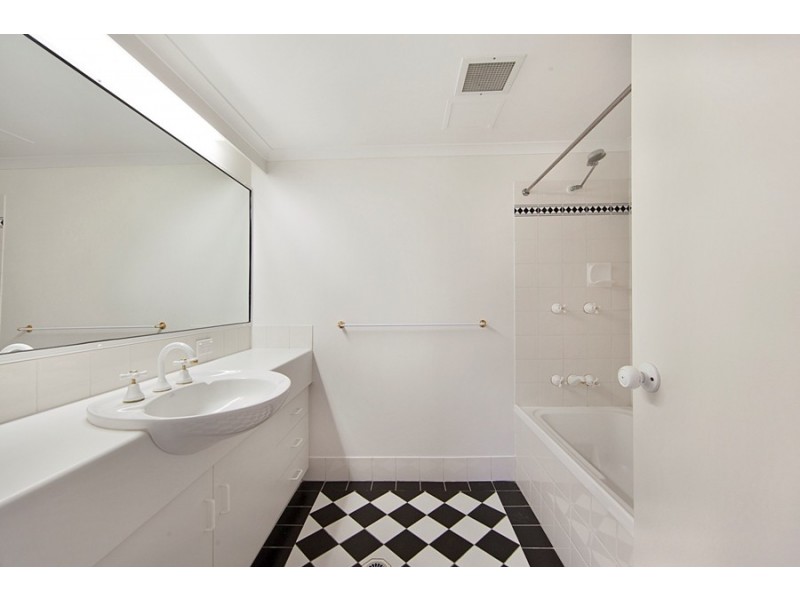 11/6 Alexandra Street, North Ward QLD 4810