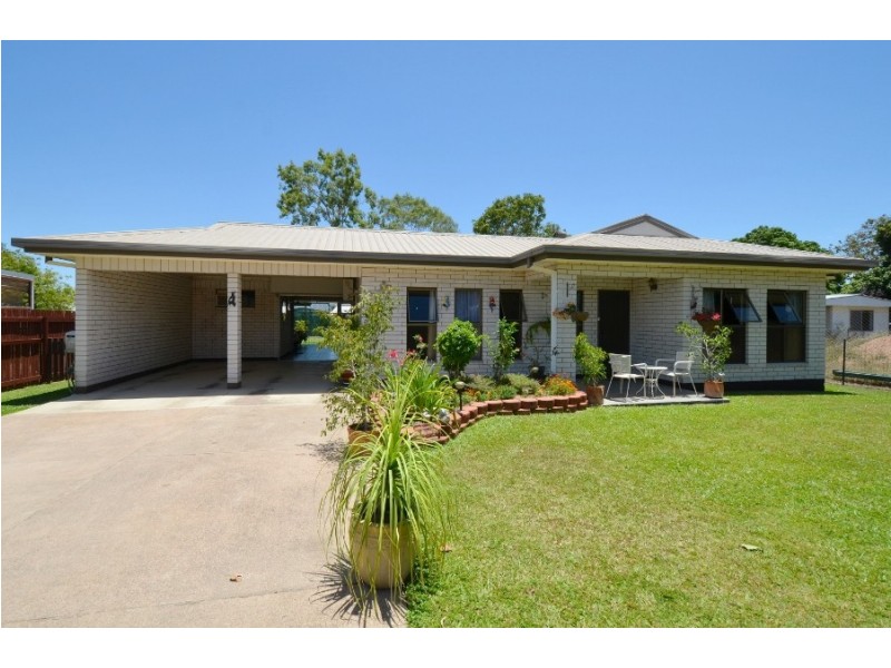 1585 Riverway Drive, Kelso QLD 4815