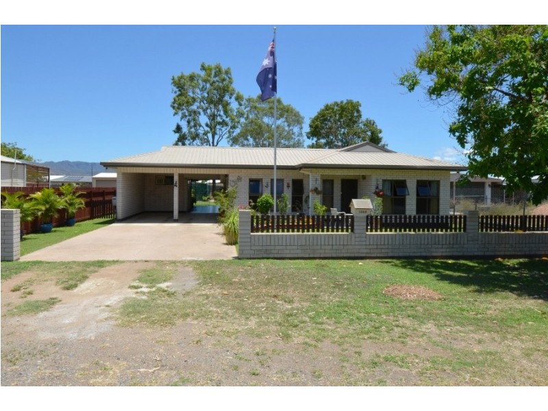 1585 Riverway Drive, Kelso QLD 4815