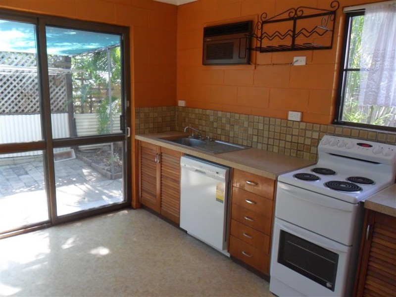 14 Third Street, Railway Estate QLD 4810