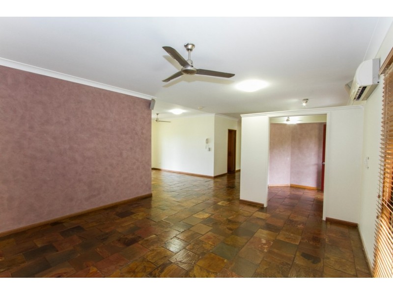 32 Scenic Drive, Mount Louisa QLD 4814