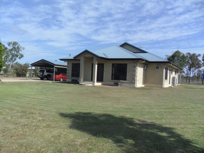 4 Latvian Court, Kelso QLD 4815