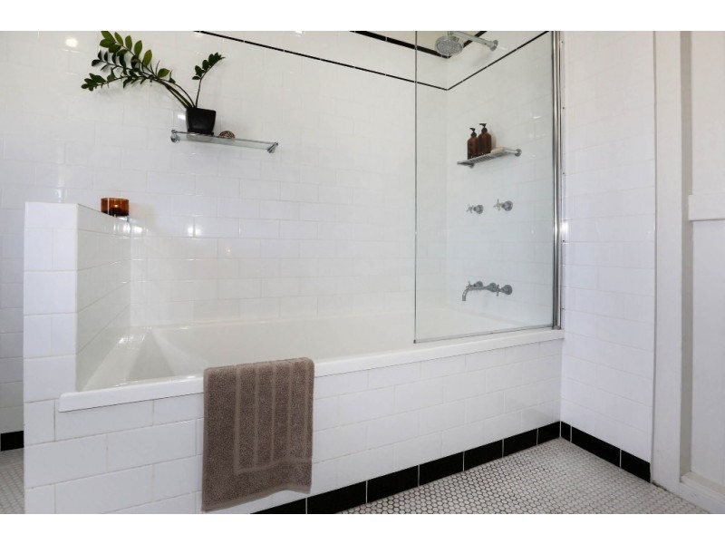 49 Latchford Street, Pimlico QLD 4812