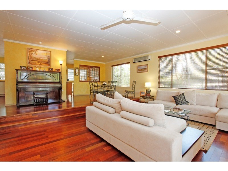 7 Cutler Court, Mount Louisa QLD 4814