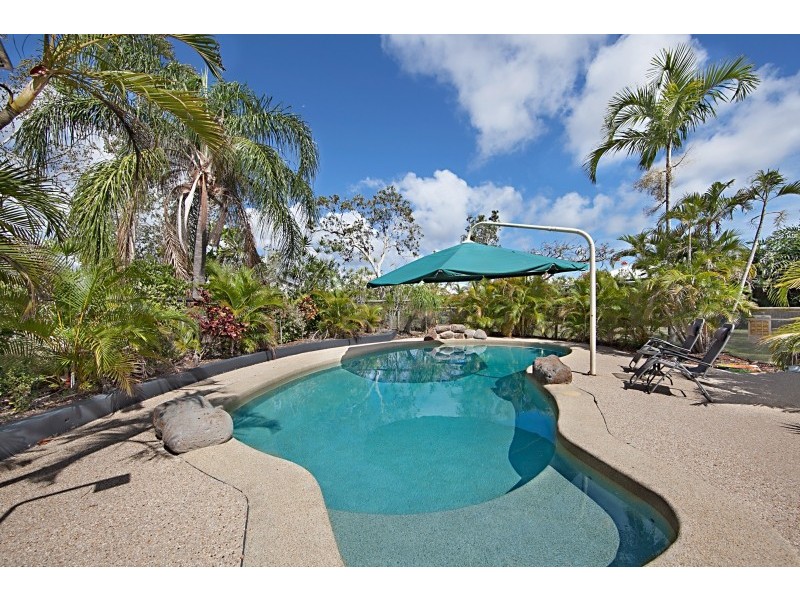 122 Mt Low Parkway, Mount Low QLD 4818