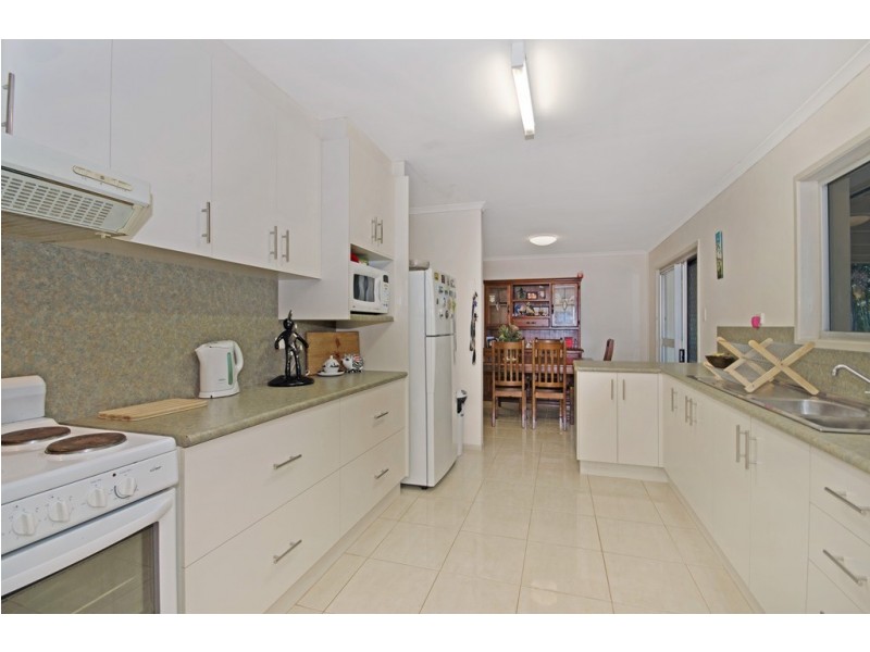 16 Carbine Court, Kelso QLD 4815