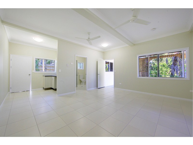 2A/184 Kings Road, Mysterton QLD 4812