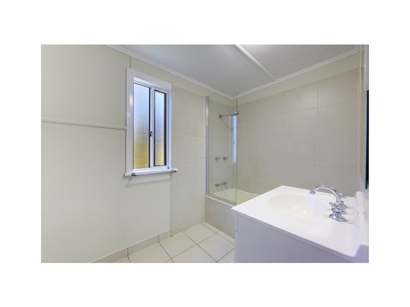 2A/184 Kings Road, Mysterton QLD 4812