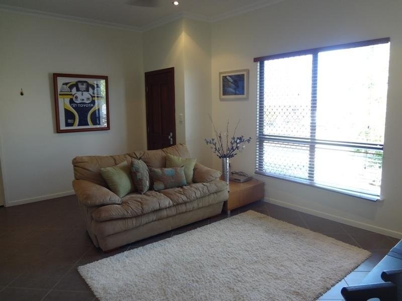 66 Shutehaven Circuit, Bushland Beach QLD 4818