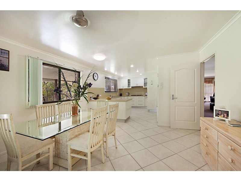 7 Benalla Road, Oak Valley QLD 4811