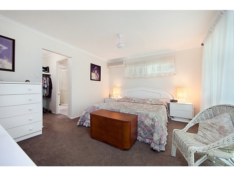 7 Benalla Road, Oak Valley QLD 4811