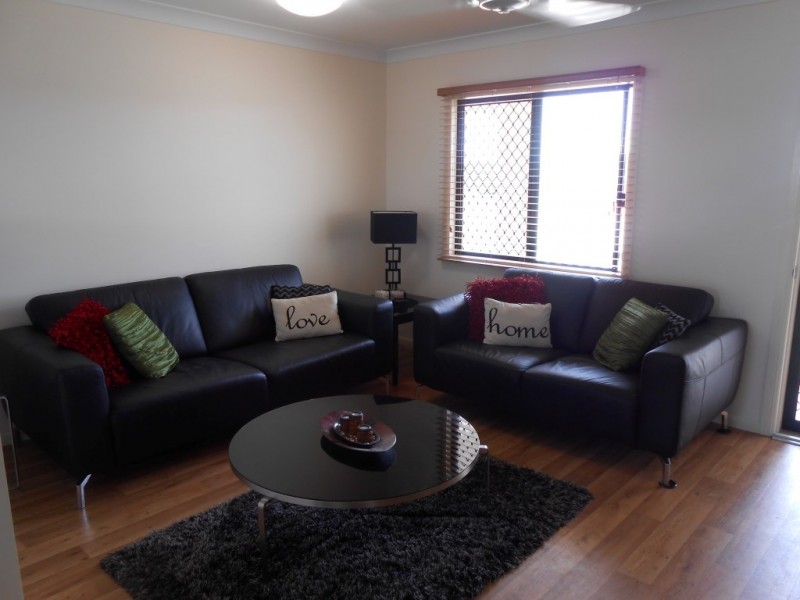 7 Wattlebird Ave, Kelso QLD 4815