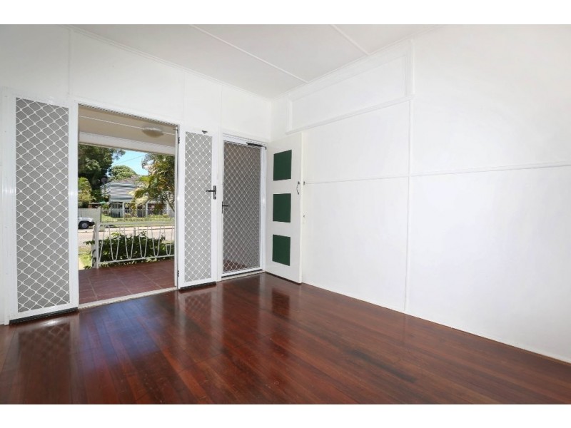 2 / 26 Surrey Street, Hyde Park QLD 4812