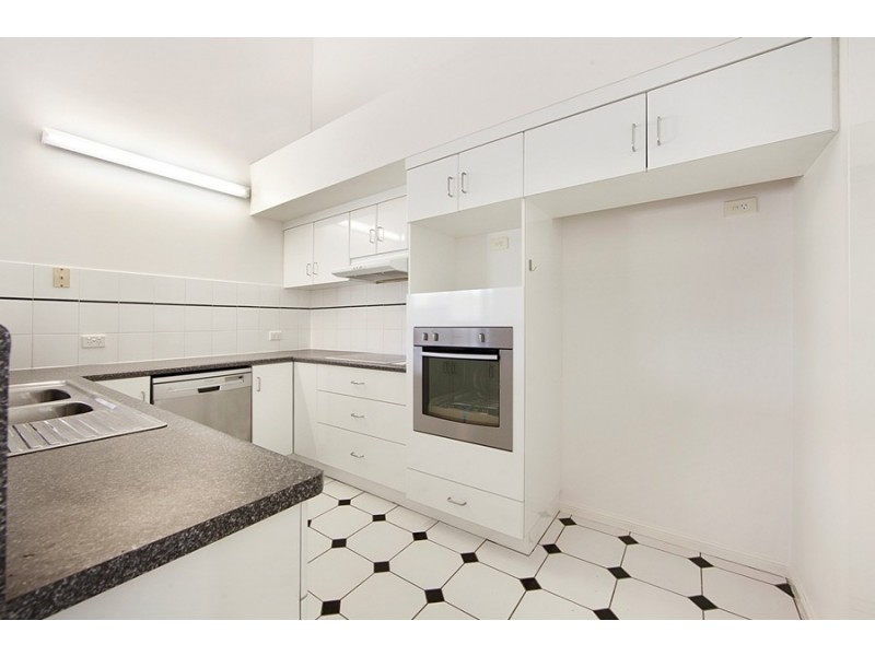 11/6 Alexandra Street, North Ward QLD 4810