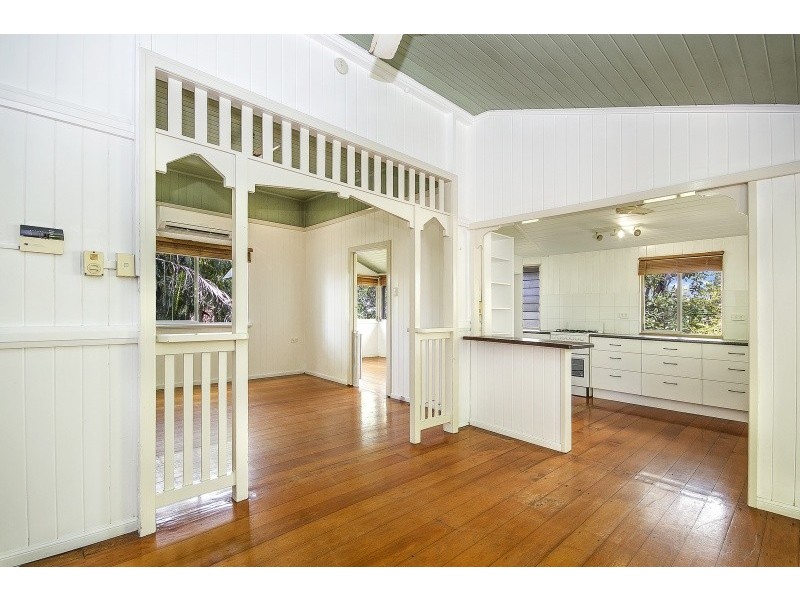 34 Philp Street, Hermit Park QLD 4812