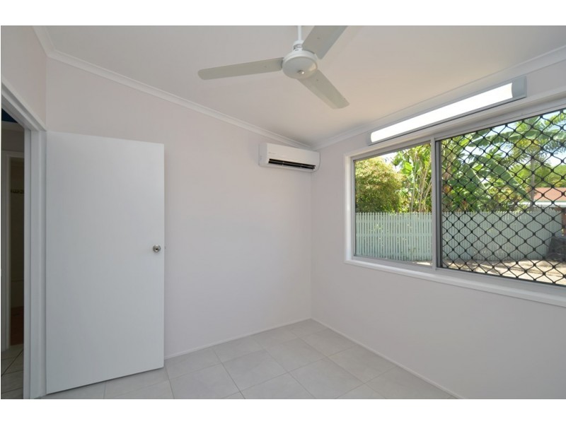 136 Albert Street, Cranbrook QLD 4814