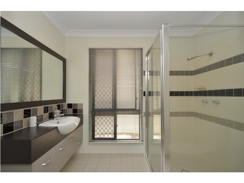 19 Chesterton Court, Kirwan QLD 4817