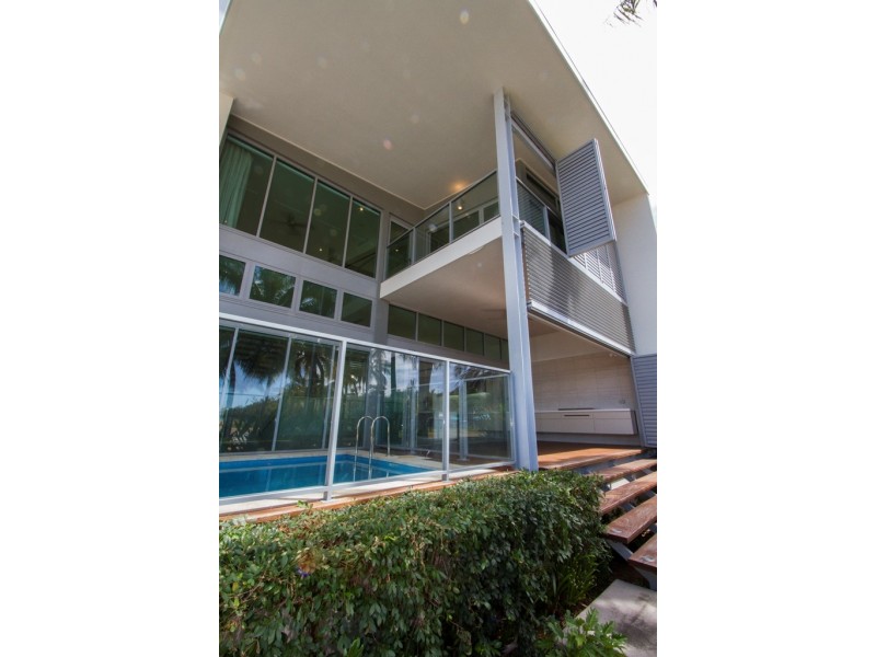 5C/6 Mariners Drive, Townsville City QLD 4810