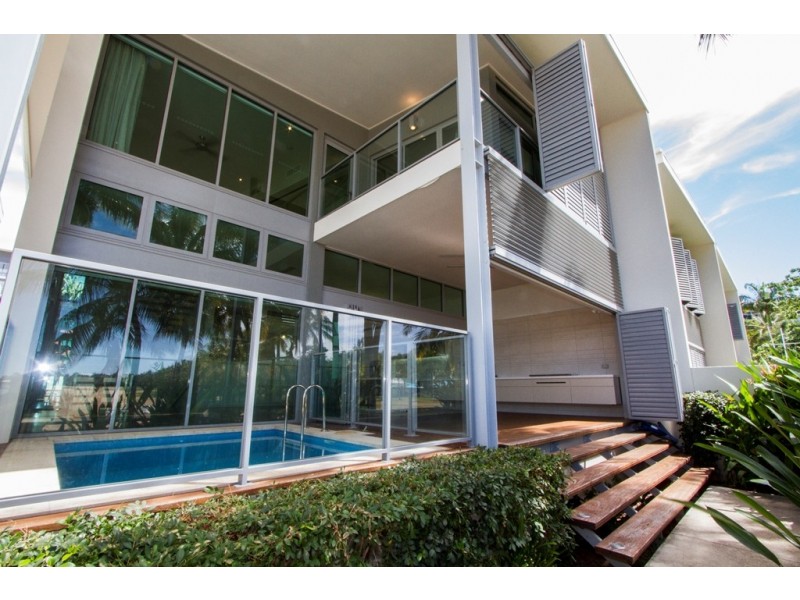 5C/6 Mariners Drive, Townsville City QLD 4810