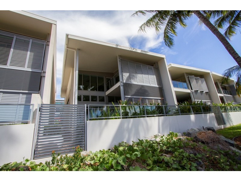 5C/6 Mariners Drive, Townsville City QLD 4810
