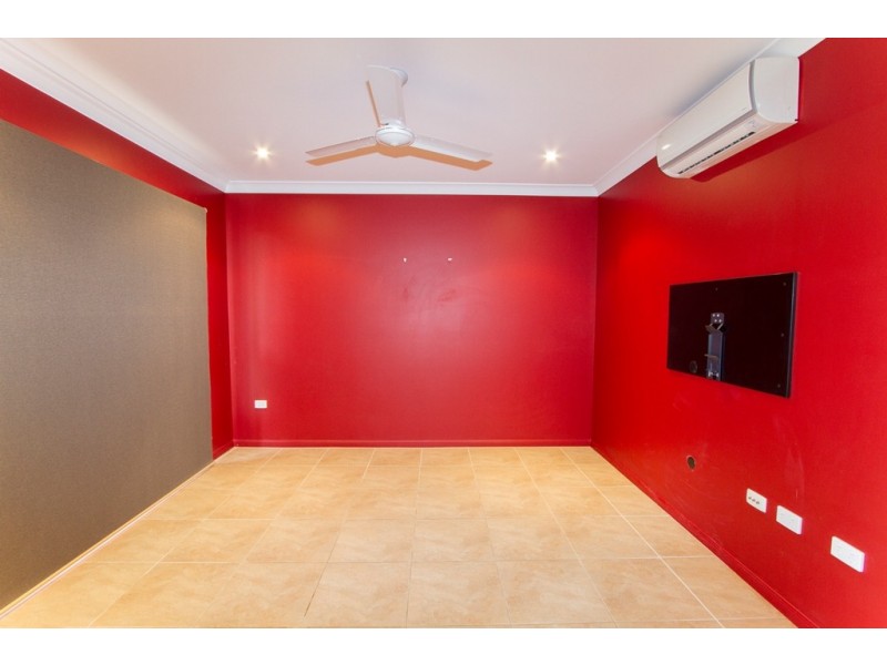 28 Blue Wren Drive, Kelso QLD 4815