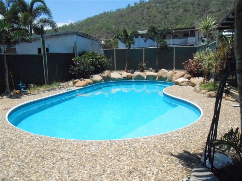 25 Mount Louisa Drive, Mount Louisa QLD 4814