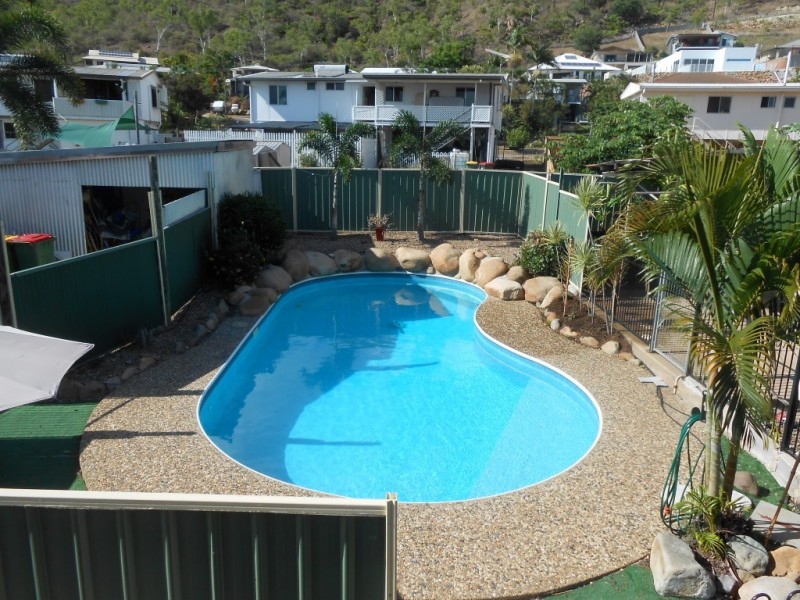 25 Mount Louisa Drive, Mount Louisa QLD 4814